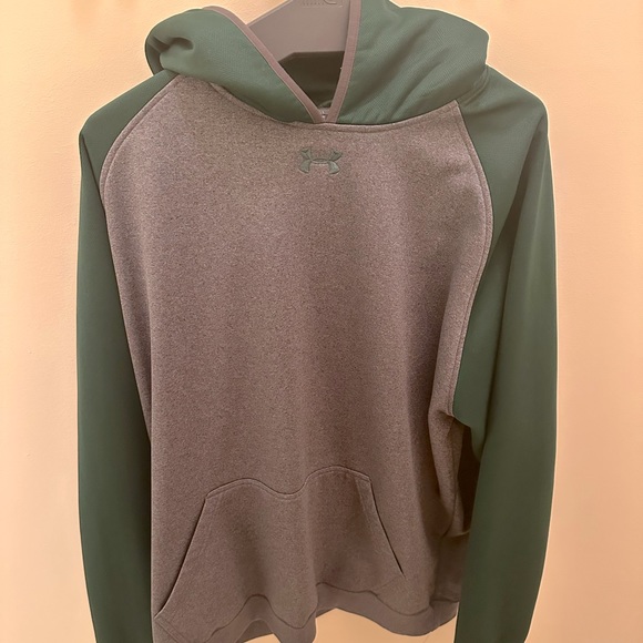 Under Armor Sweatshirt - Picture 1 of 1